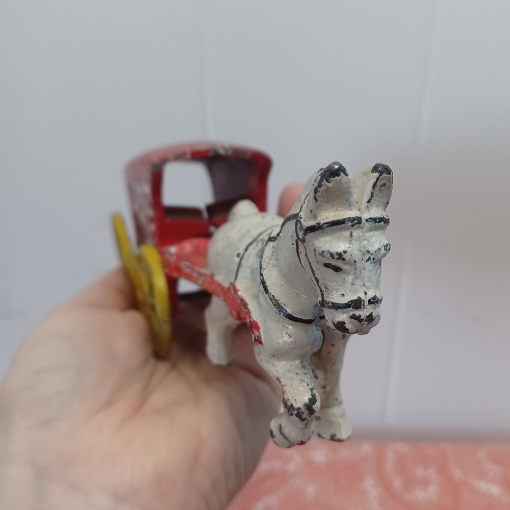 Cast Iron Horse And Wagon Toy - Picture 8 of 8